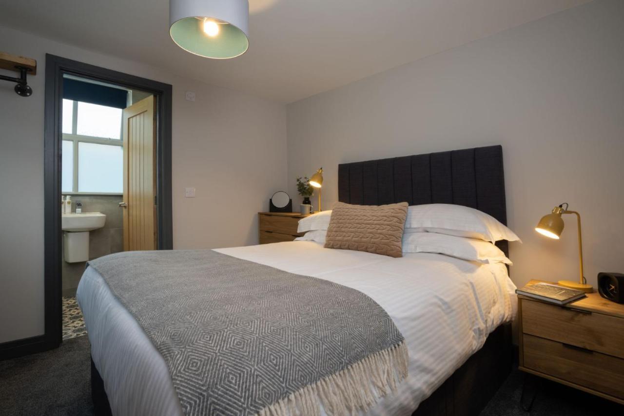 Spacious - Contemporary 2Br Apartment - Central Ambleside - Parking Zewnętrze zdjęcie
