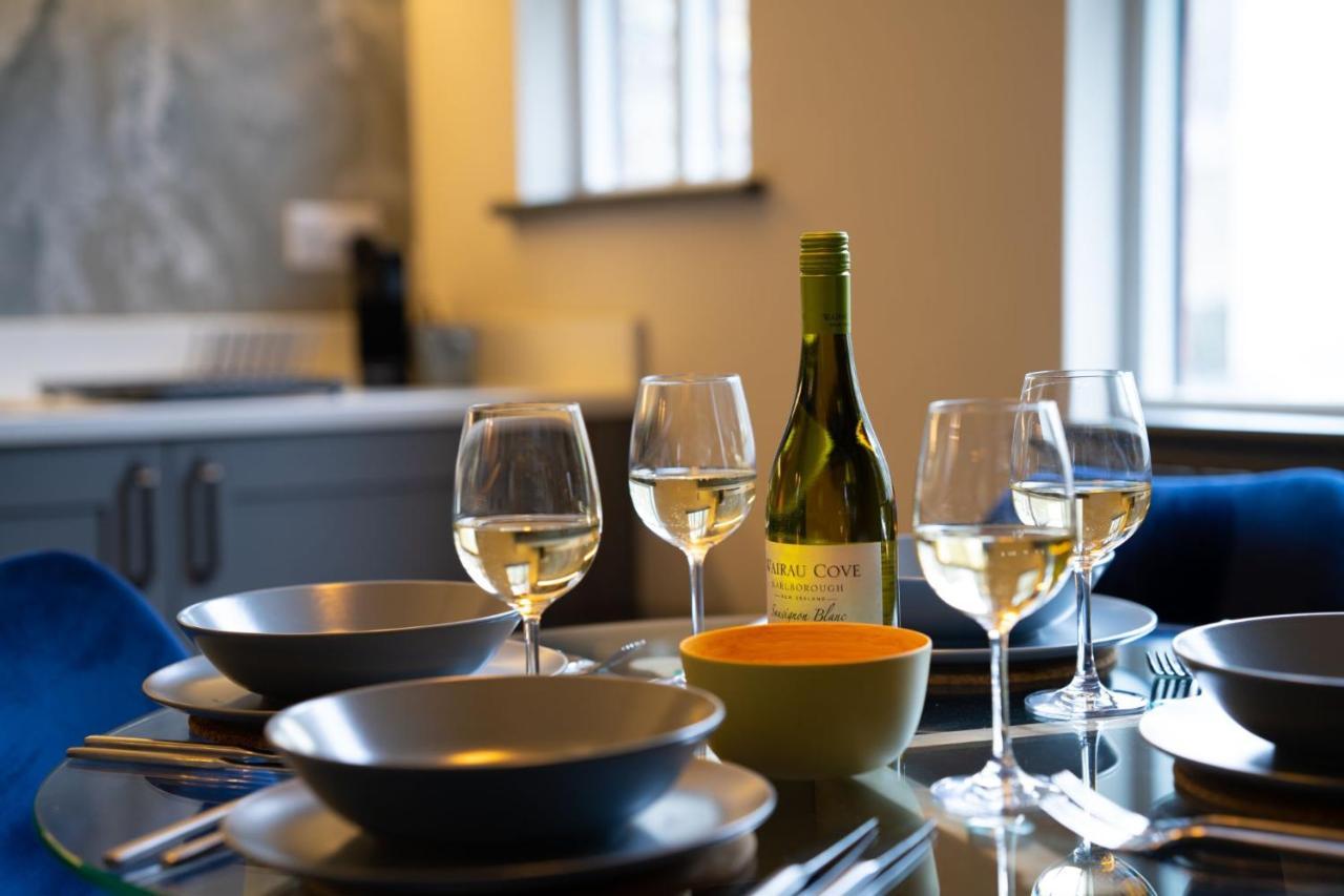 Spacious - Contemporary 2Br Apartment - Central Ambleside - Parking Zewnętrze zdjęcie